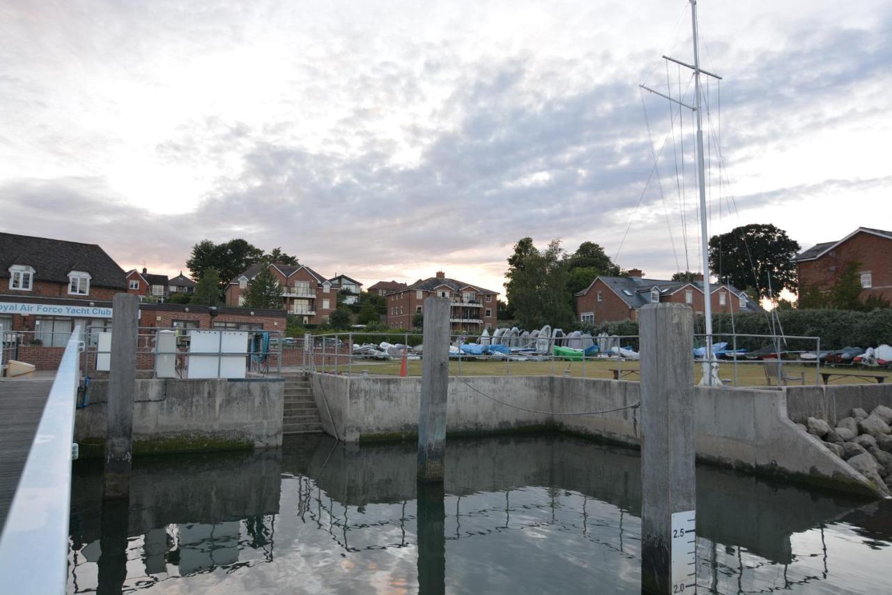 Riverside House Hamble-le-Rice Exterior foto
